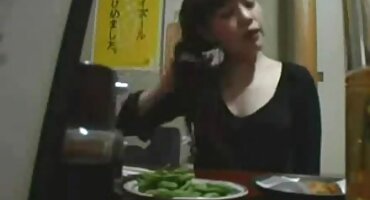 phim sex risa Katie xemphimsex Kush thắp sáng với chồng trong studio.